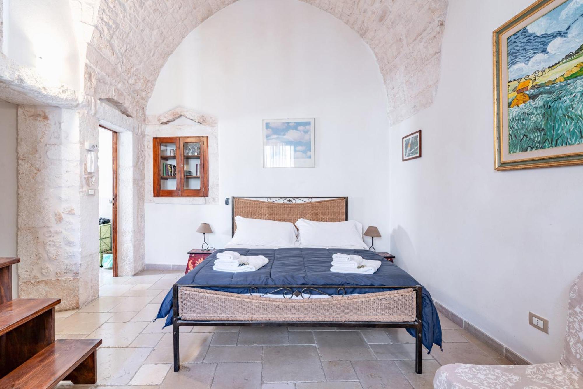 Casa Colombo & Casa Scipione By Rentbeat Hotel Ostuni Exterior photo
