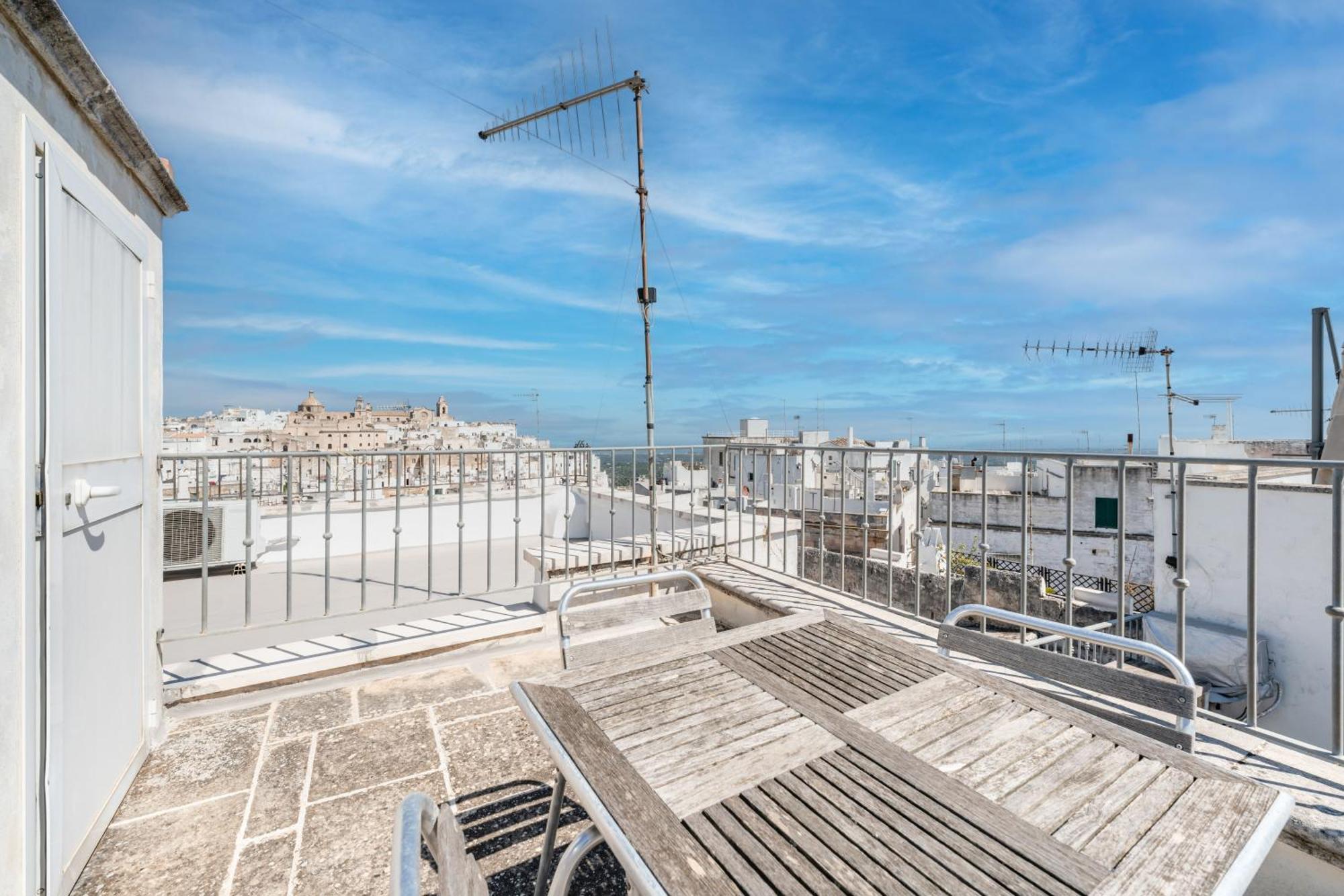 Casa Colombo & Casa Scipione By Rentbeat Hotel Ostuni Exterior photo